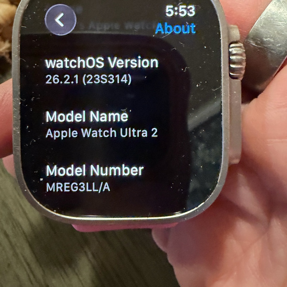 Apple Watch Ultra 2/ Smartwatch with Pink Band and additional bands to change - Picture 4 of 5